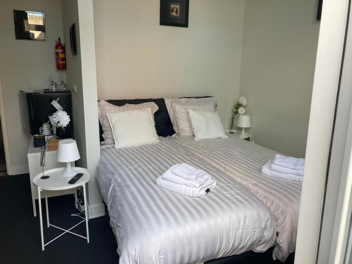 B&B With Or Without De Schuur Zierikzee Eksteriør bilde